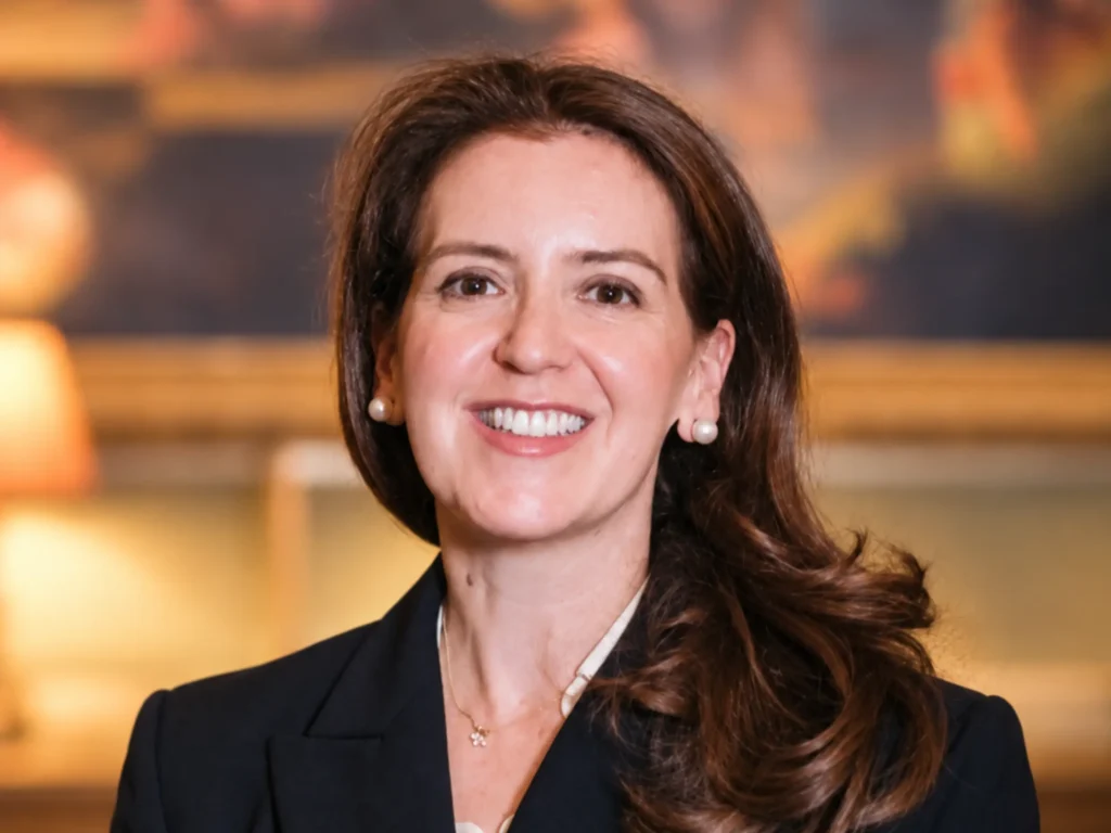 Dr. Efrat Sopher